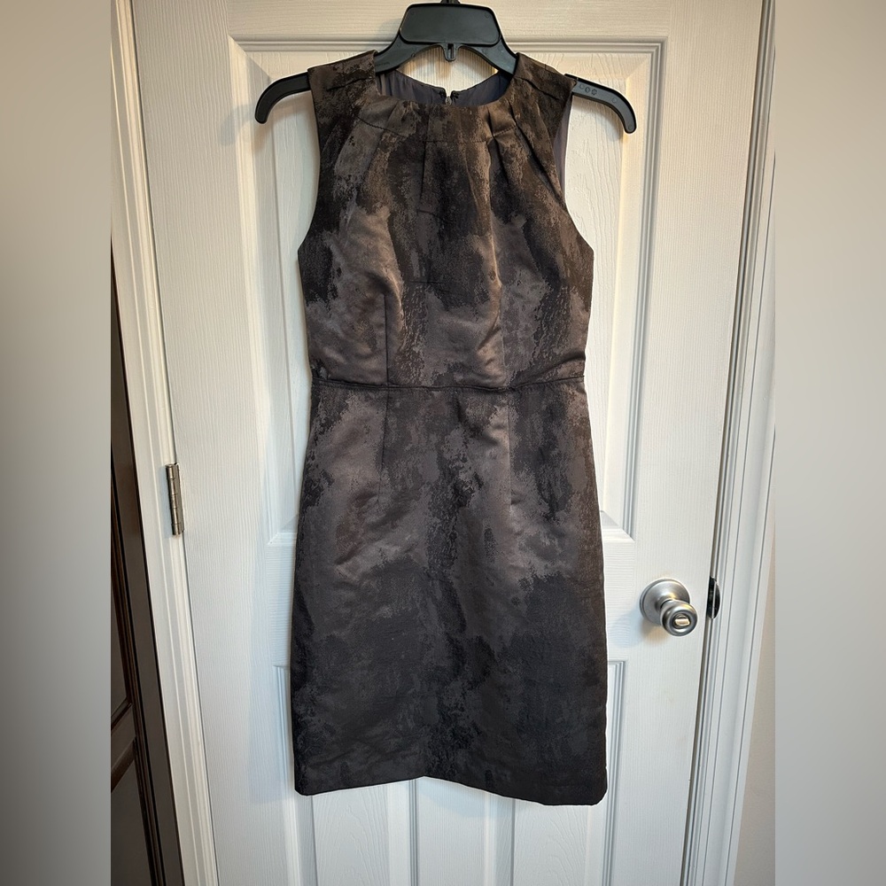 Beautiful color and with unique texture Loft sheath dress